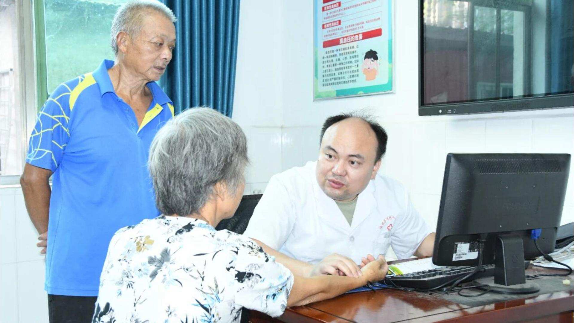 县中医医院骨干医生驻点乡镇卫生院帮扶