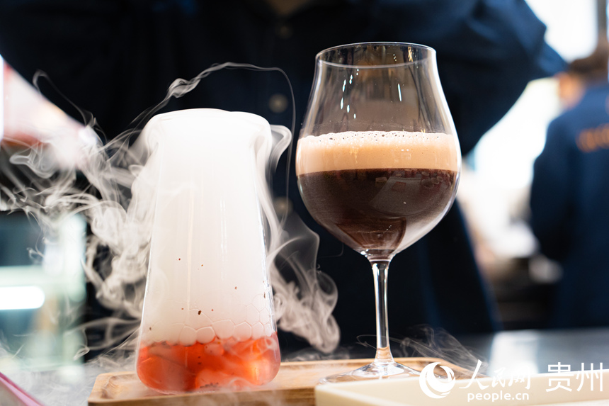 融入本地原材料的“夜郎国”风味咖啡。