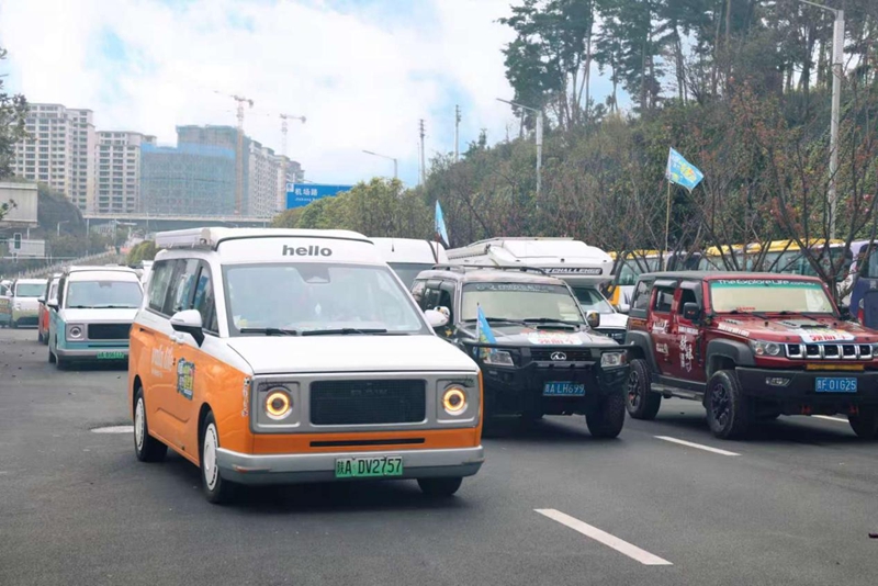 各式各样的房车有序启航。主办方供图